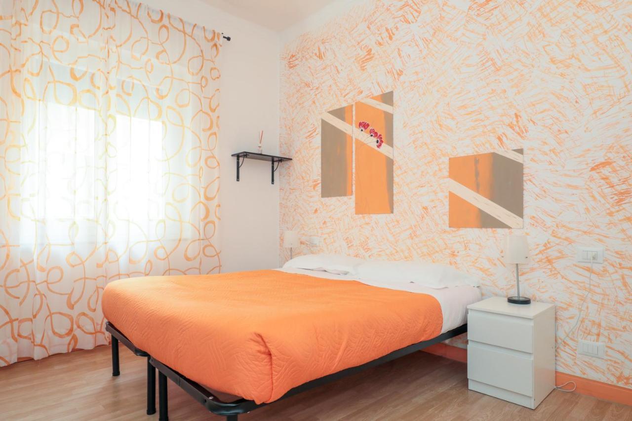 Le Mura Room&Breakfast เจนัว ภายนอก รูปภาพ